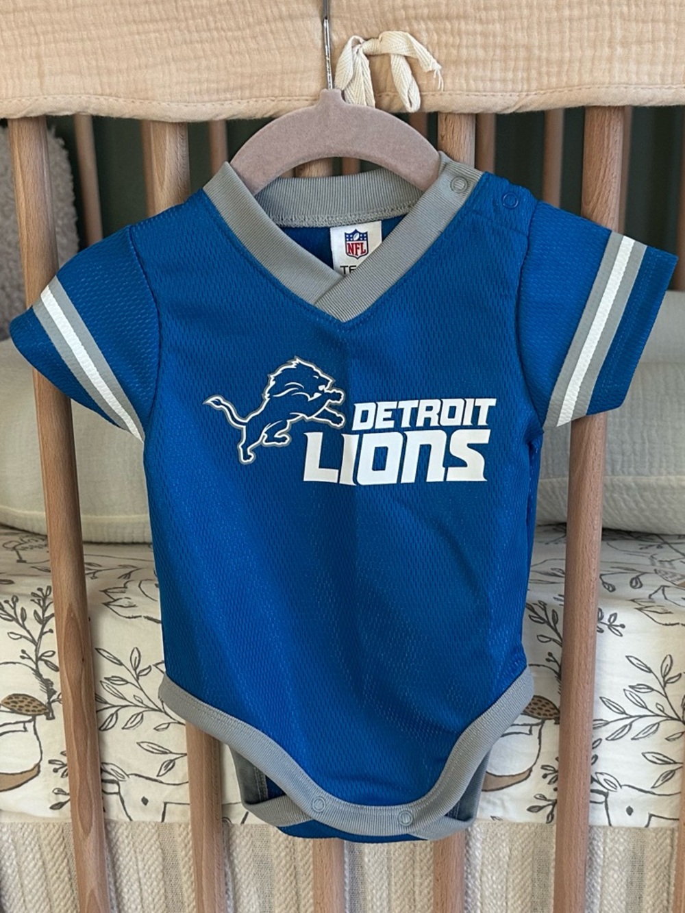 Baby NFL Blue and Gray Team Apparel Infant Lions Jersey Onesie 0-3 months